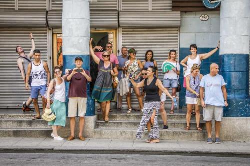 Photo Shoot Tour, clients, professional photos in Cuba, havanphotographyservice (1).jpg